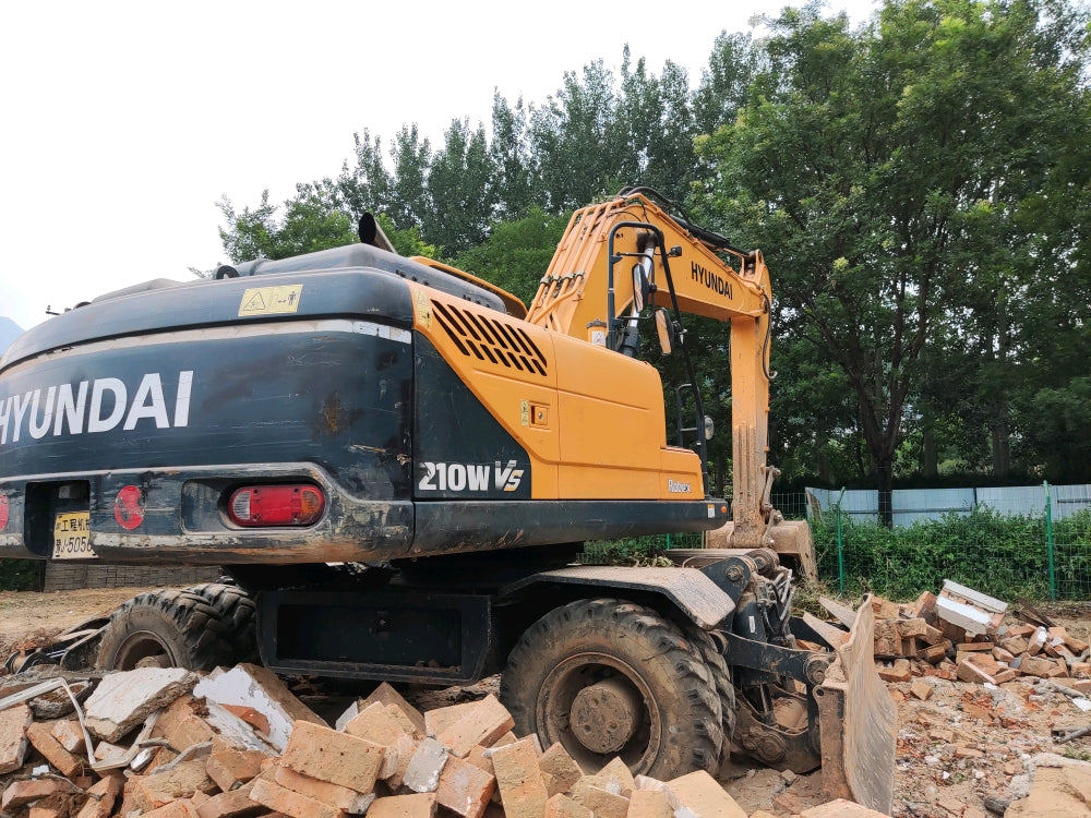 Excavadora R210WVS Hyundai