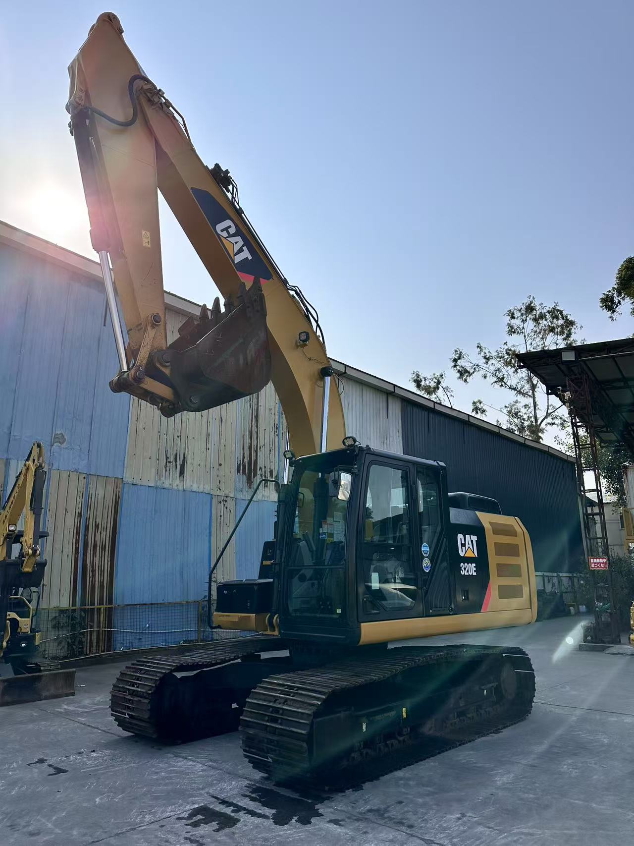 Excavadora 320E Caterpillar