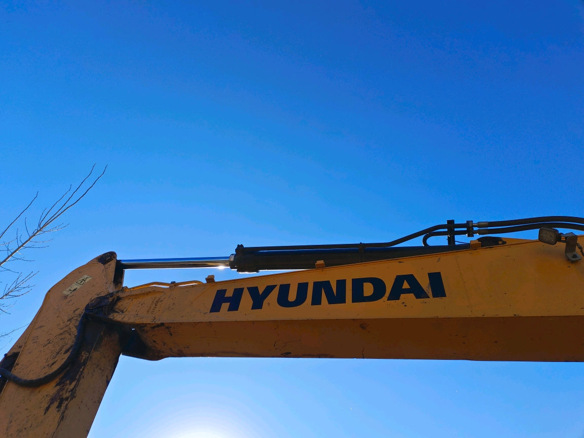 Excavadora R215VS Hyundai