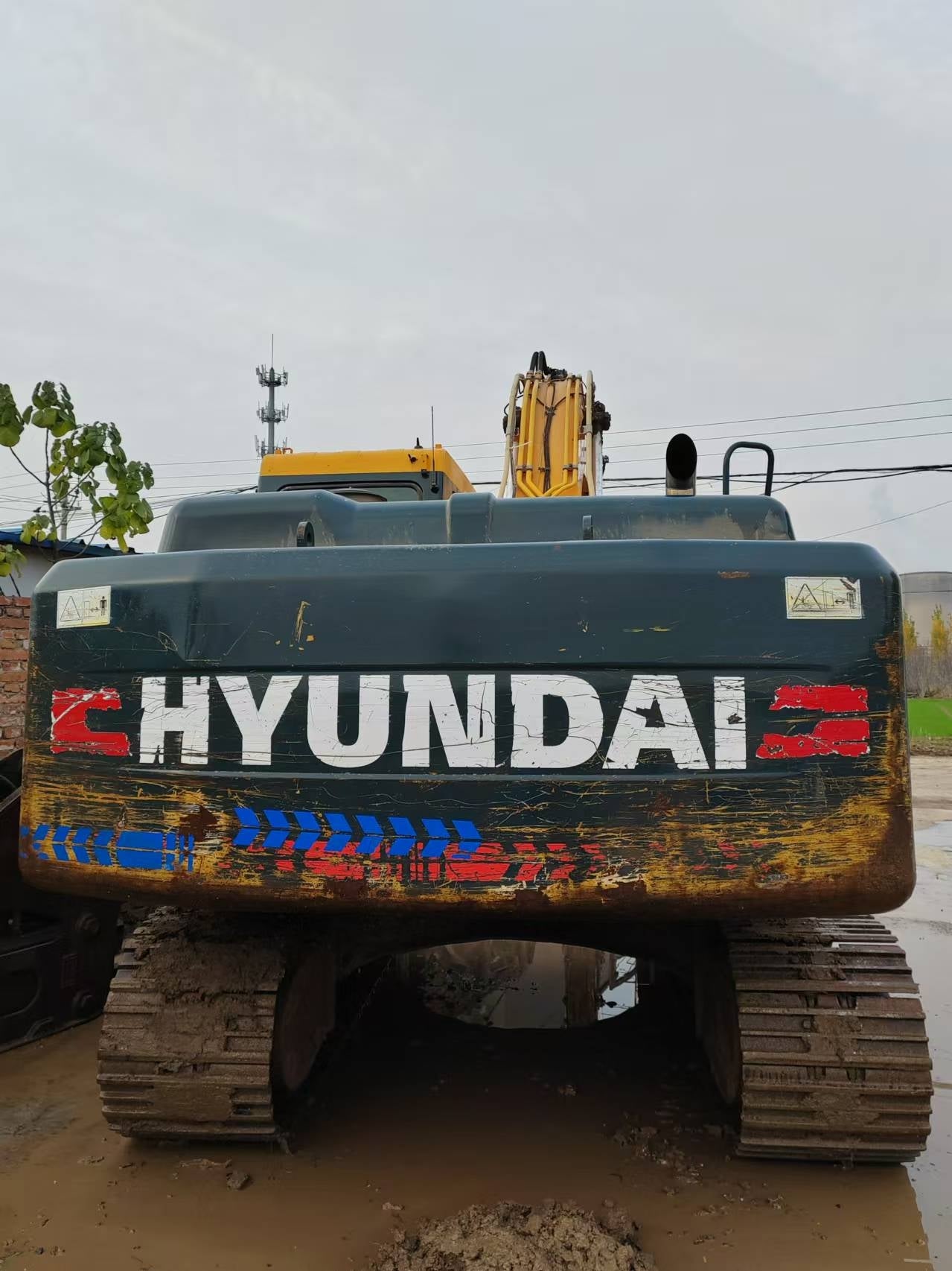 Excavadora R215VS Hyundai