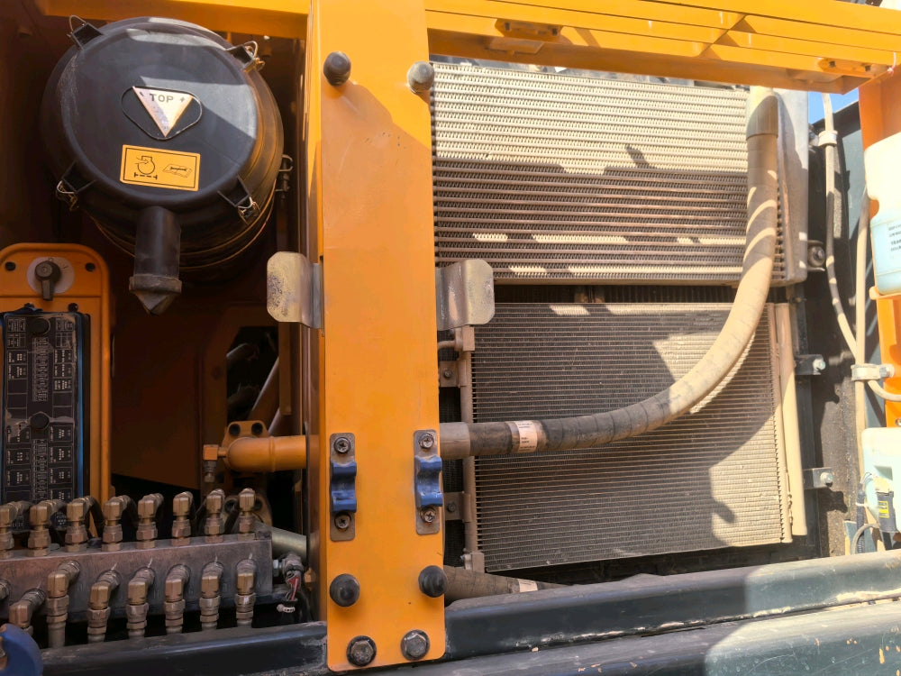 Excavadora R225LVS Hyundai