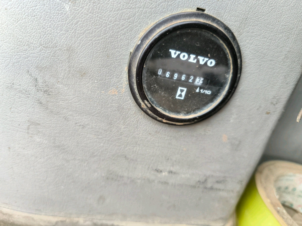 Excavadora EC210D Volvo