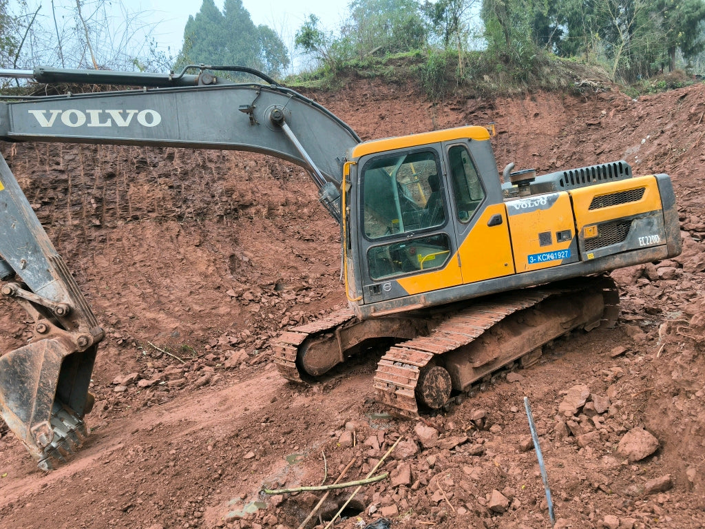 Excavadora EC210D Volvo