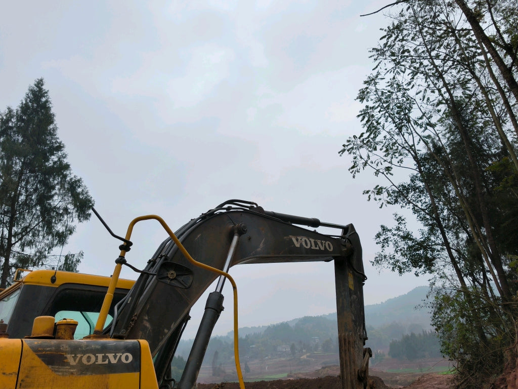 Excavadora EC210D Volvo