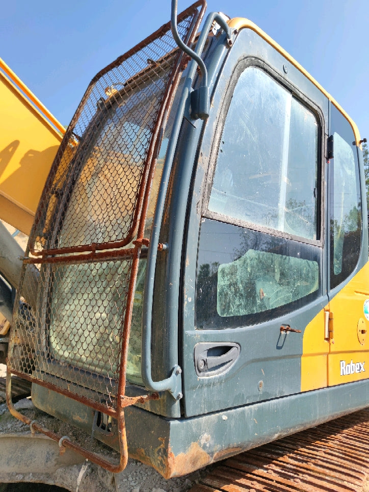 Excavadora R225LVS Hyundai