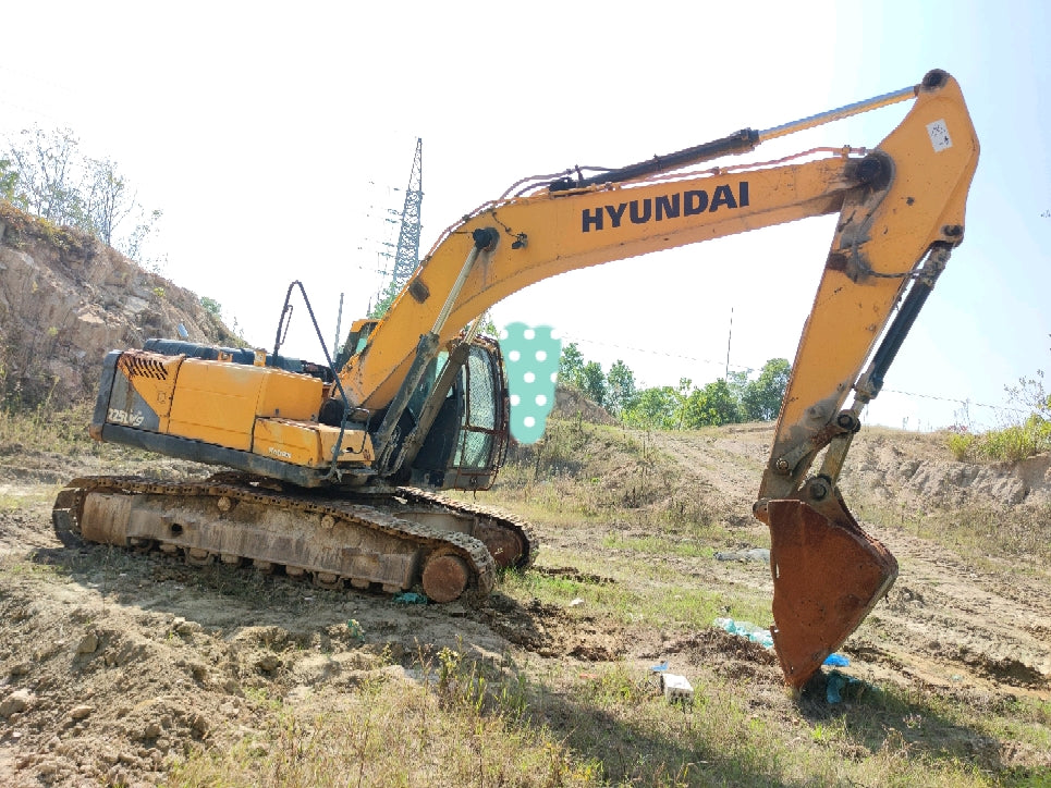 Excavadora R225LVS Hyundai