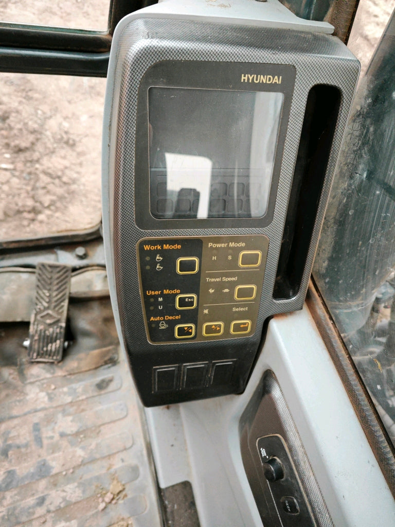 Excavadora R215VS Hyundai