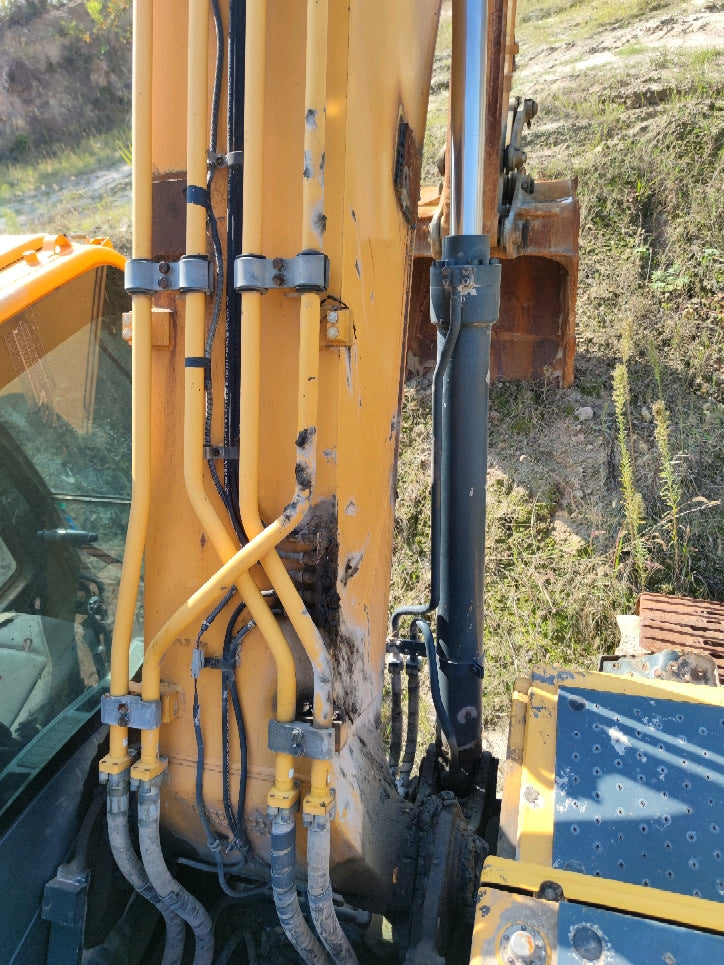 Excavadora R225LVS Hyundai