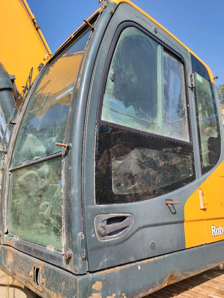 Excavadora R225LVS Hyundai