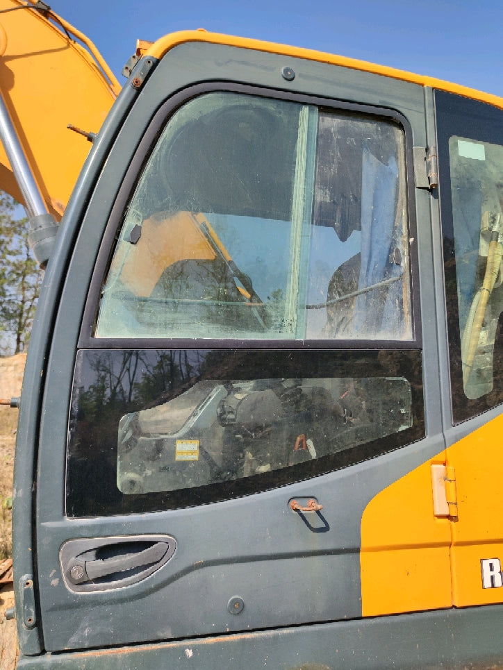 Excavadora R225LVS Hyundai