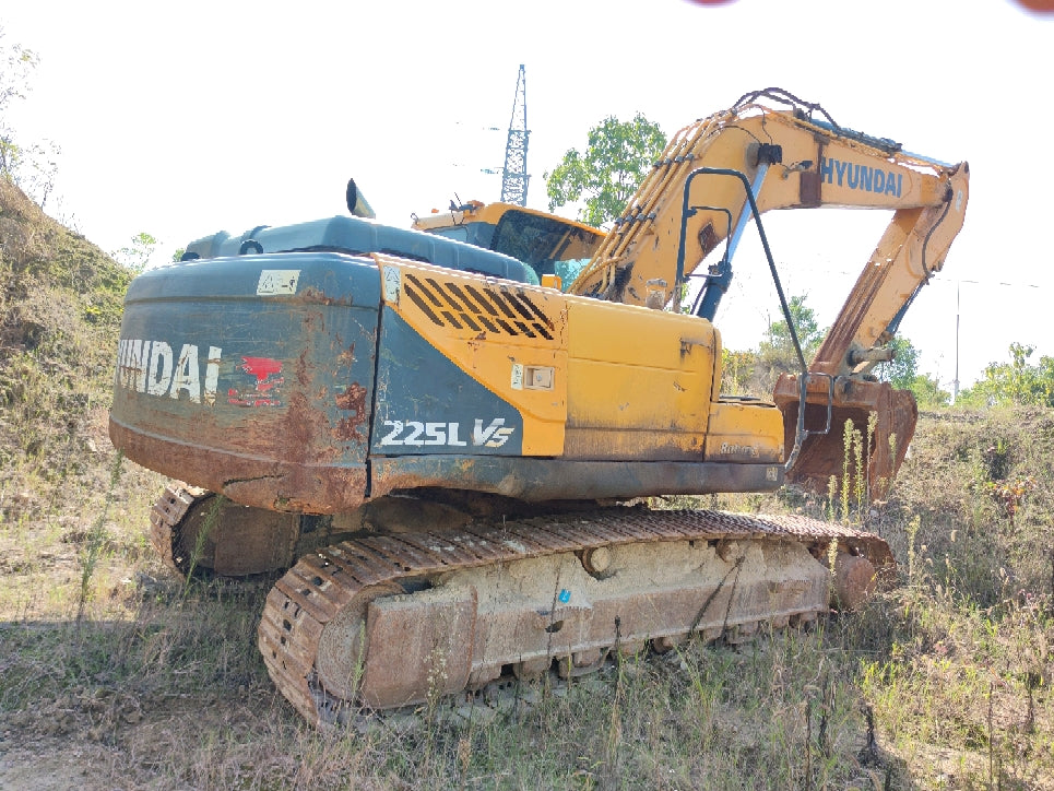 Excavadora R225LVS Hyundai