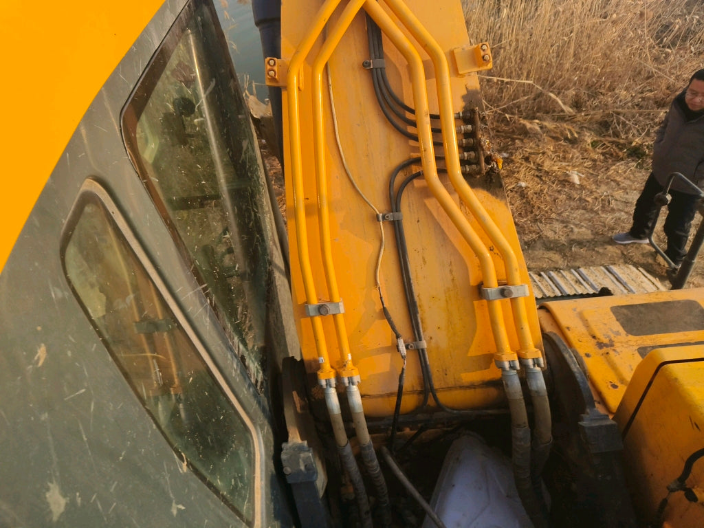 Excavadora R215VS Hyundai