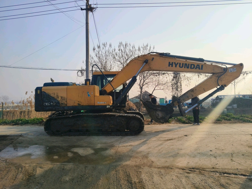 Excavadora R215VS Hyundai
