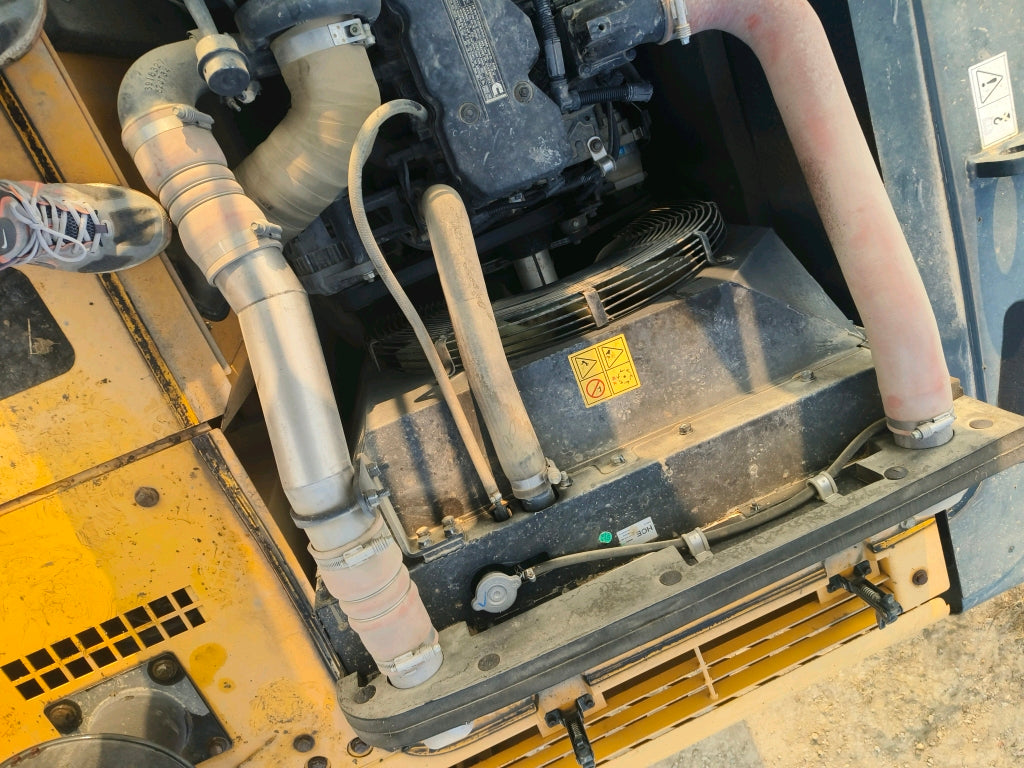 Excavadora R215VS Hyundai