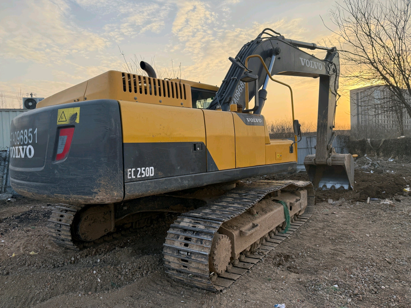 Excavadora EC250DL Volvo