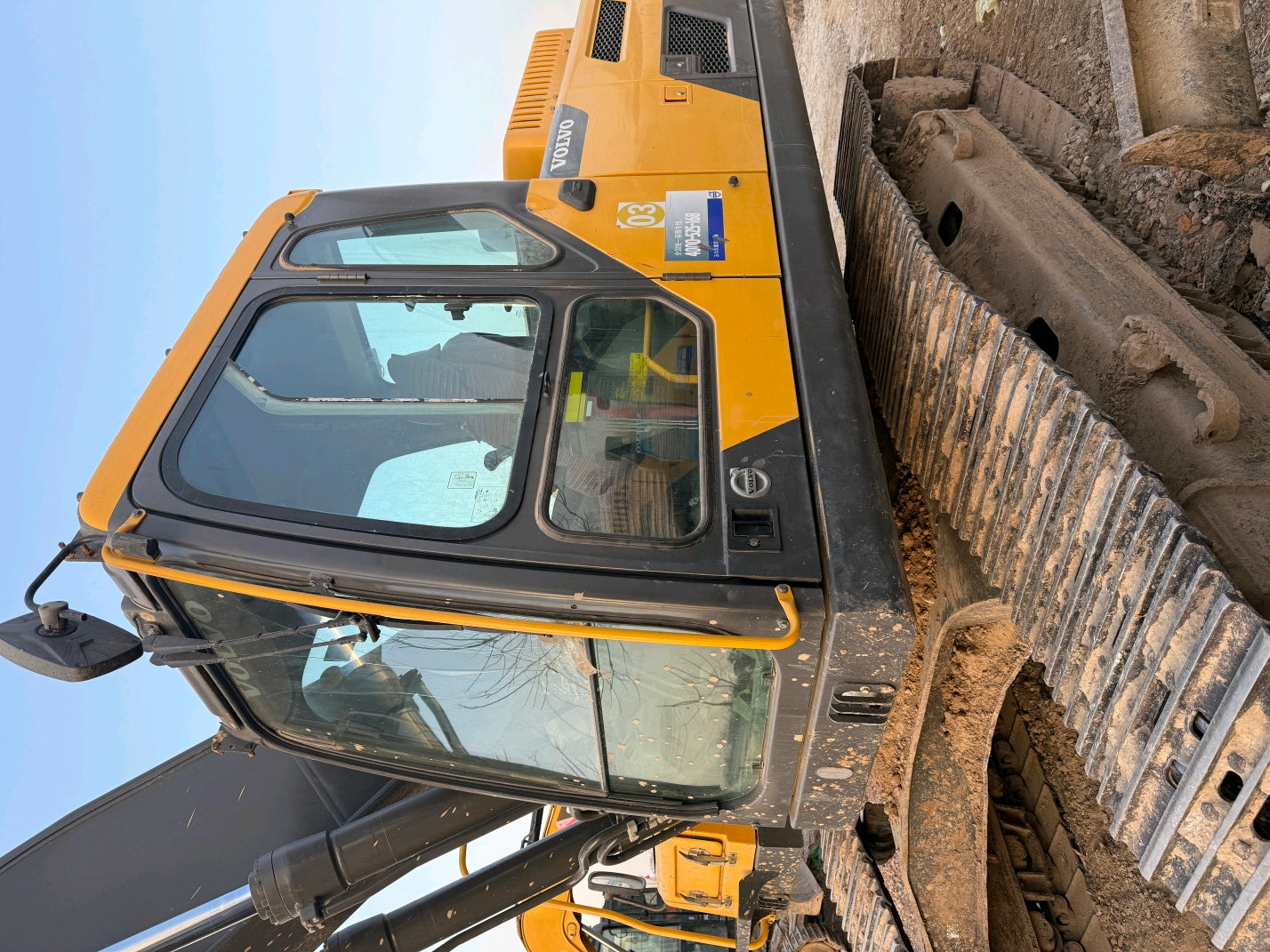 Excavadora EC250DL Volvo