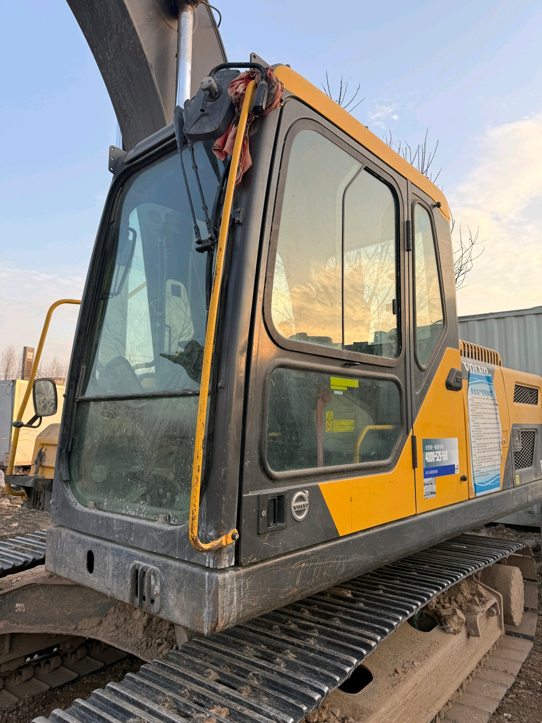 Excavadora EC220D Volvo