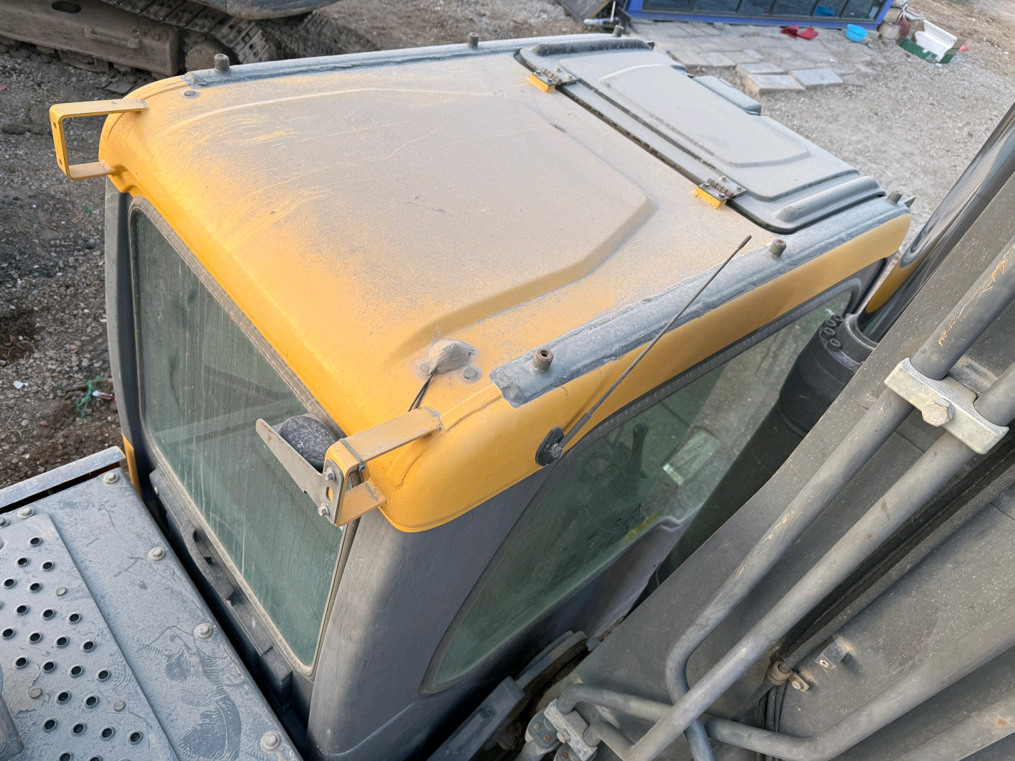 Excavadora EC220D Volvo