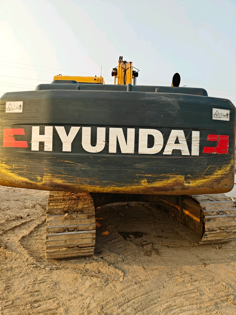Excavadora R215VS Hyundai
