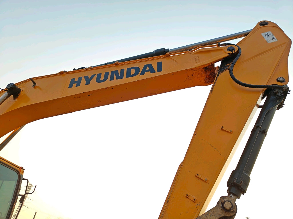 Excavadora R215VS Hyundai