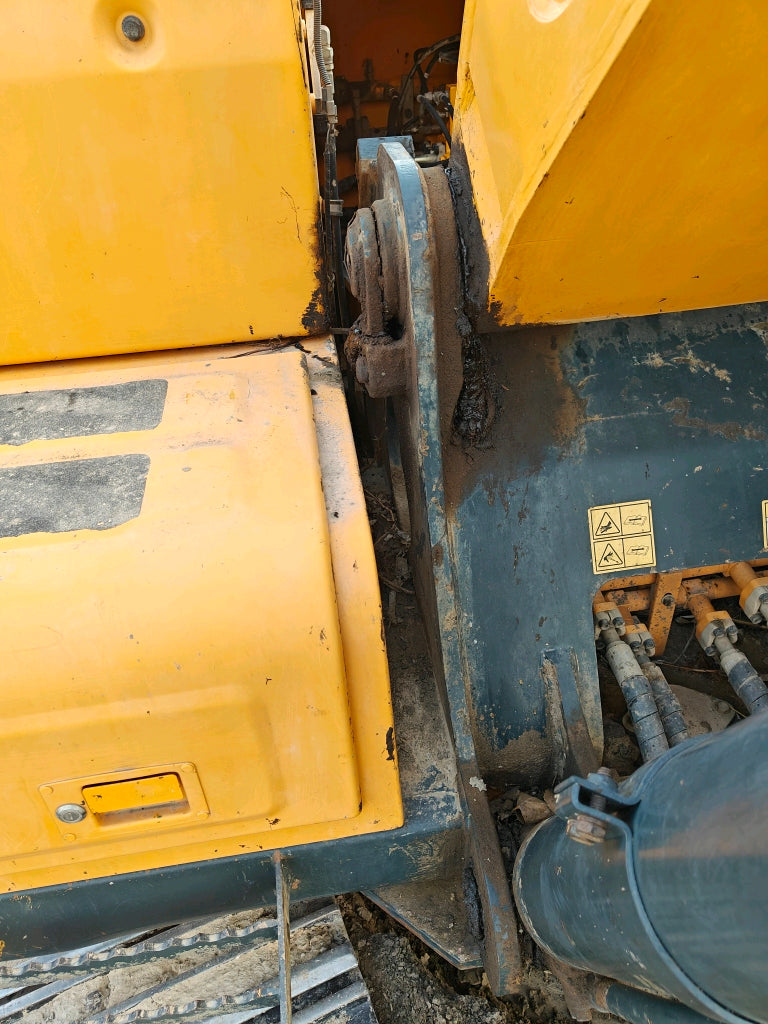 Excavadora R215VS Hyundai