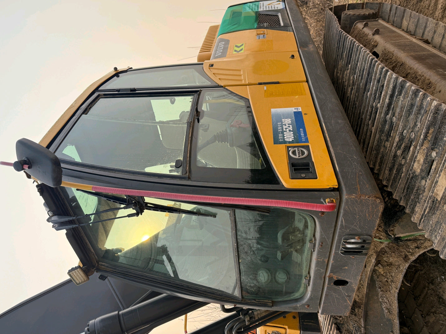 Excavadora EC250DL Volvo