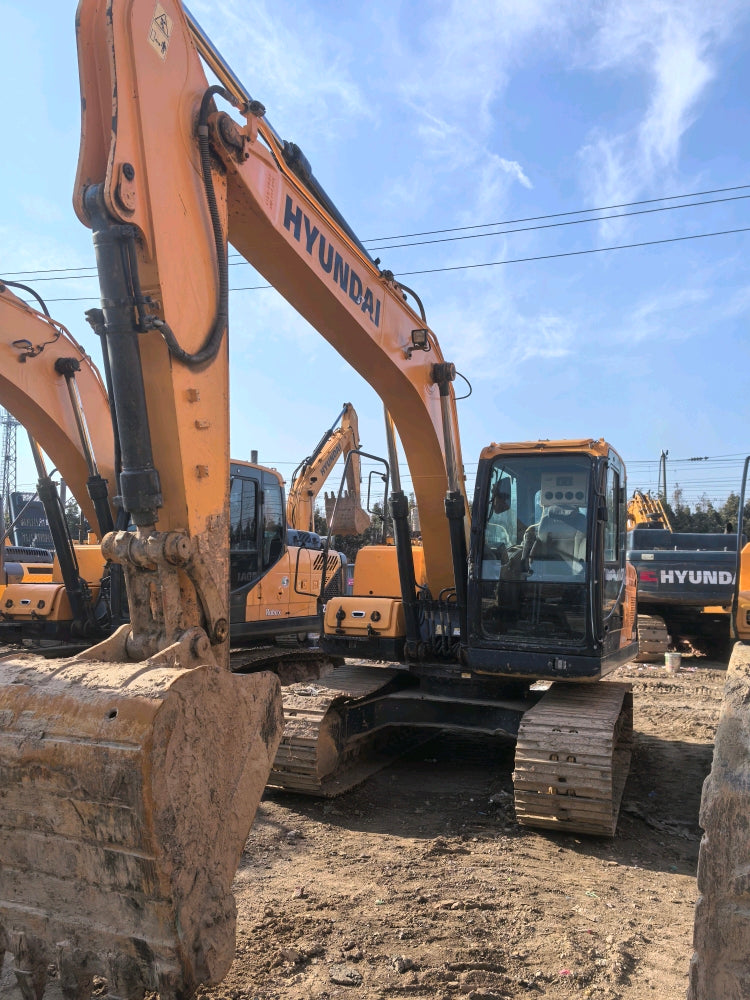 Excavadora R150LVS Hyundai