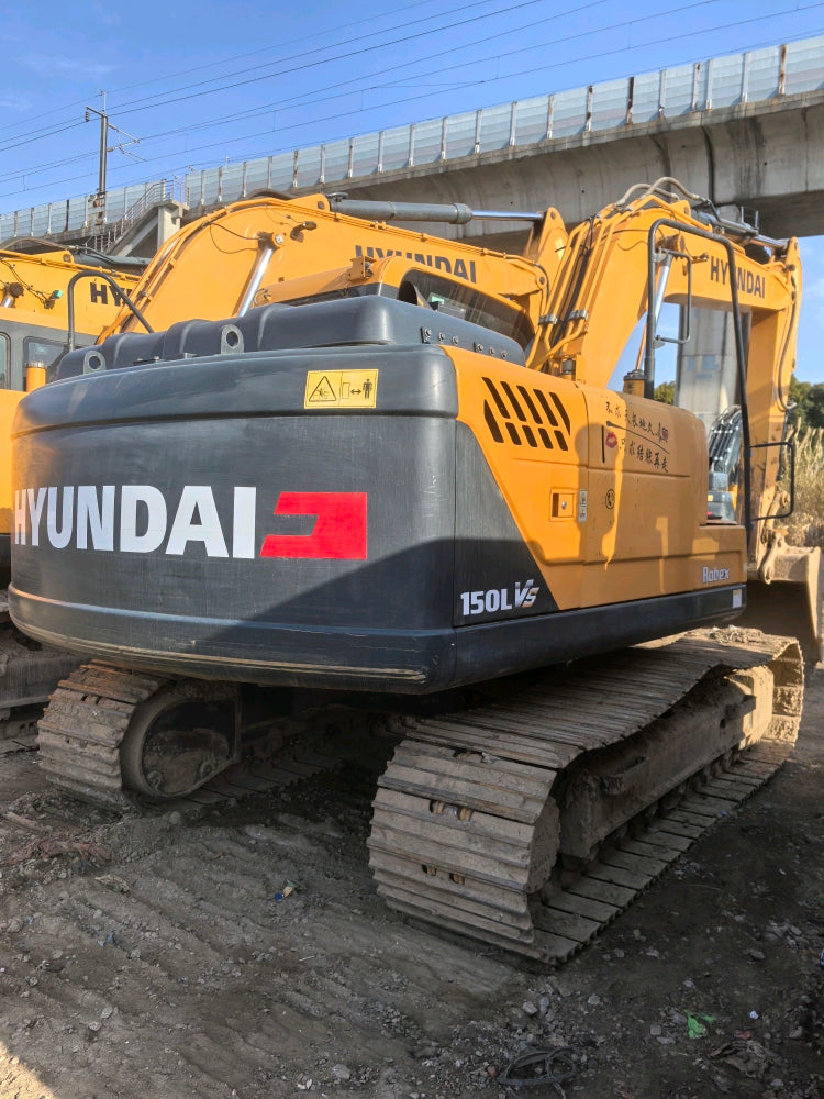 Excavadora R150LVS Hyundai