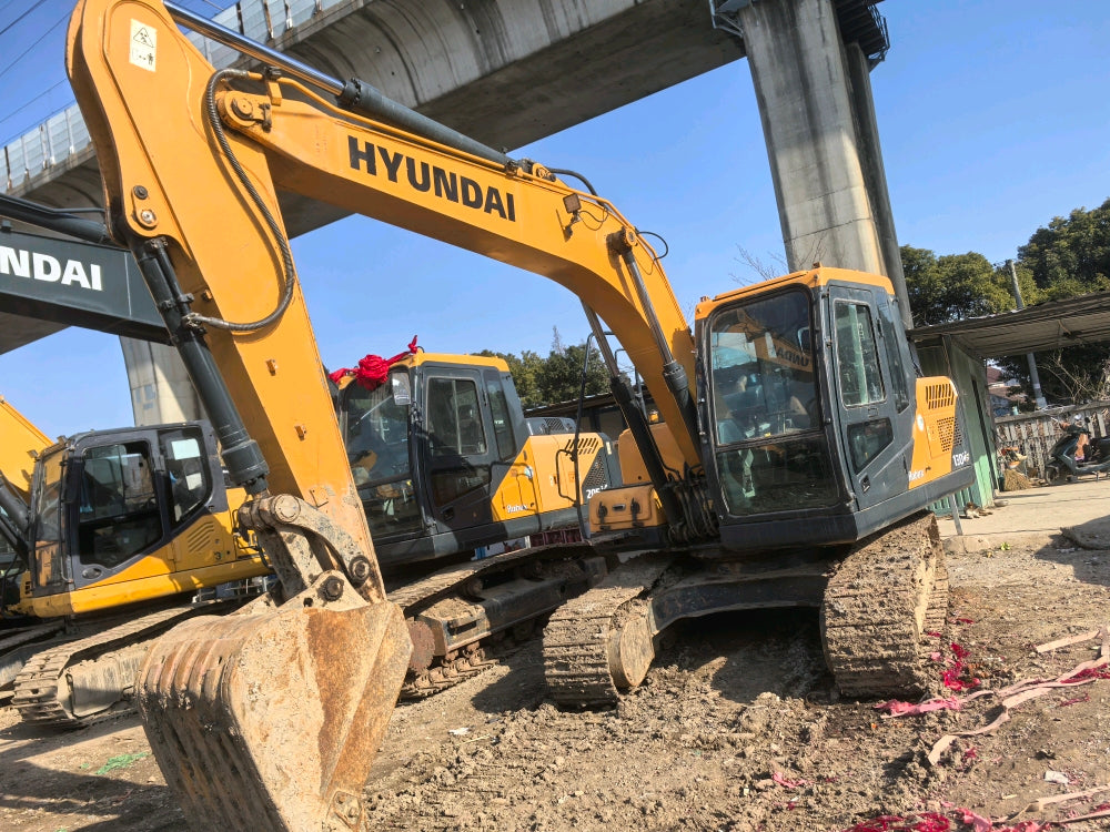 Excavadora R130VS Hyundai