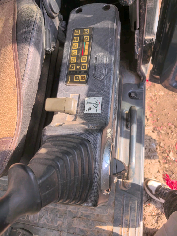 Excavadora R130VS Hyundai