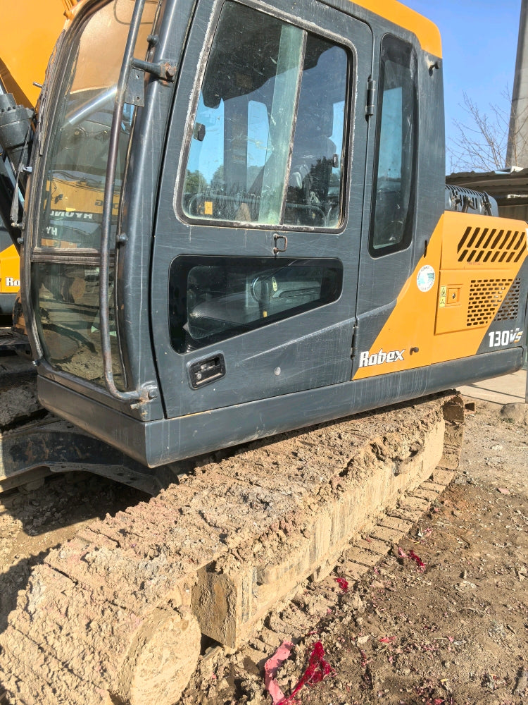 Excavadora R130VS Hyundai