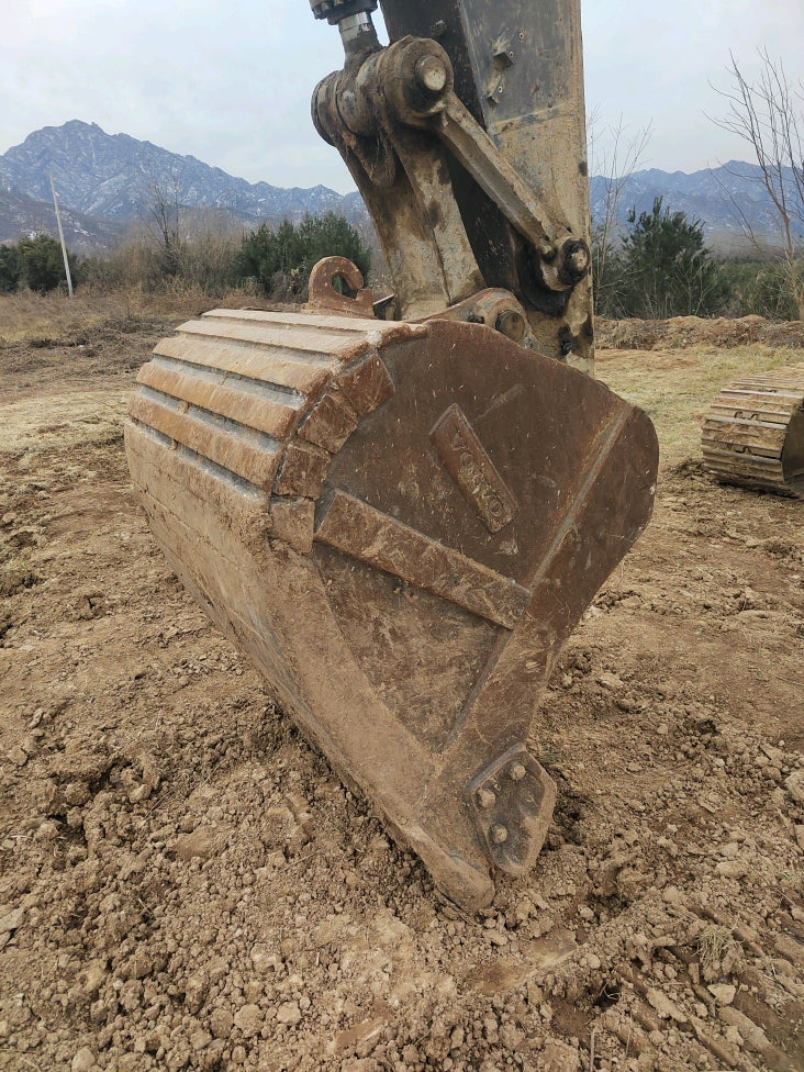 Excavadora EC220D Volvo