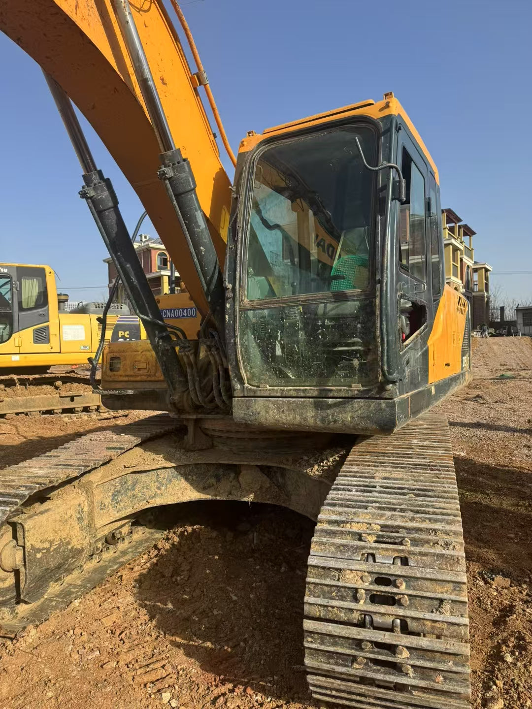 Excavadora R215VS Hyundai