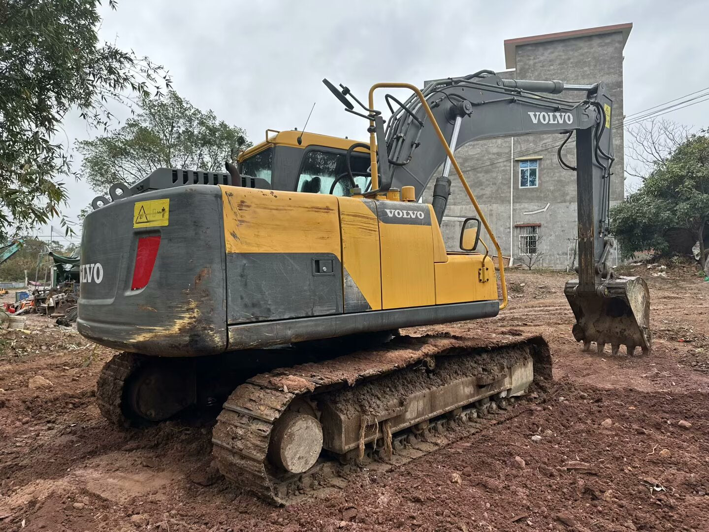 Excavadora EC120D Volvo