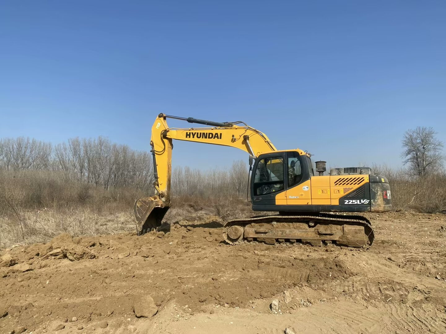 Excavadora R225LVS Hyundai
