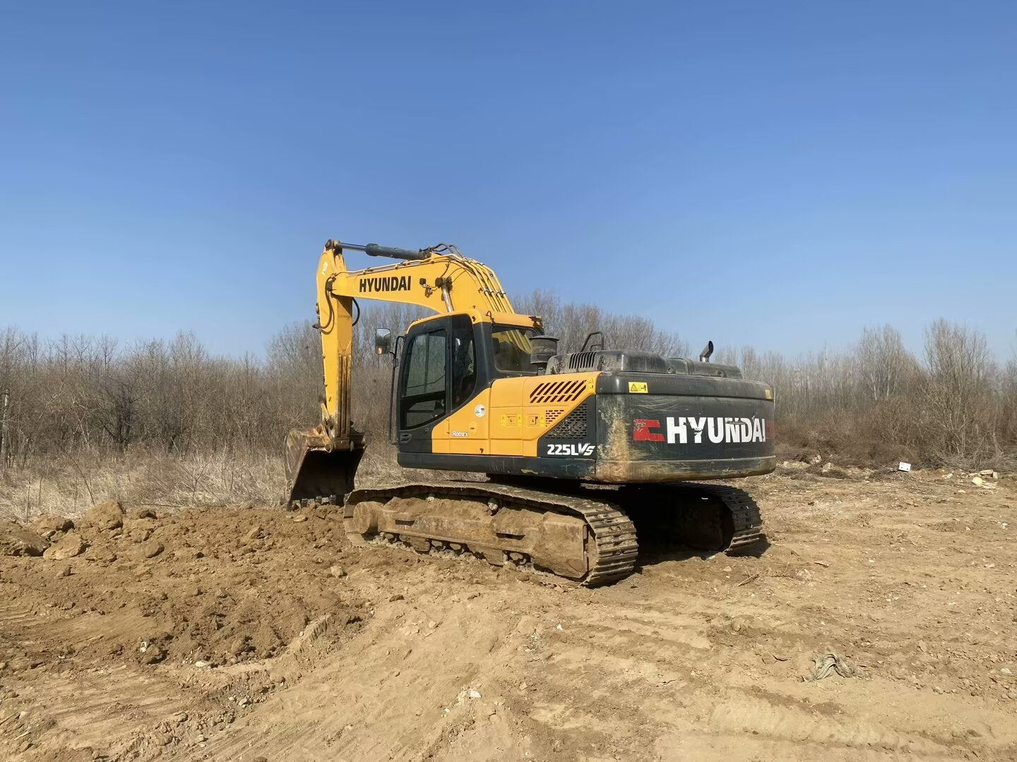 Excavadora R225LVS Hyundai