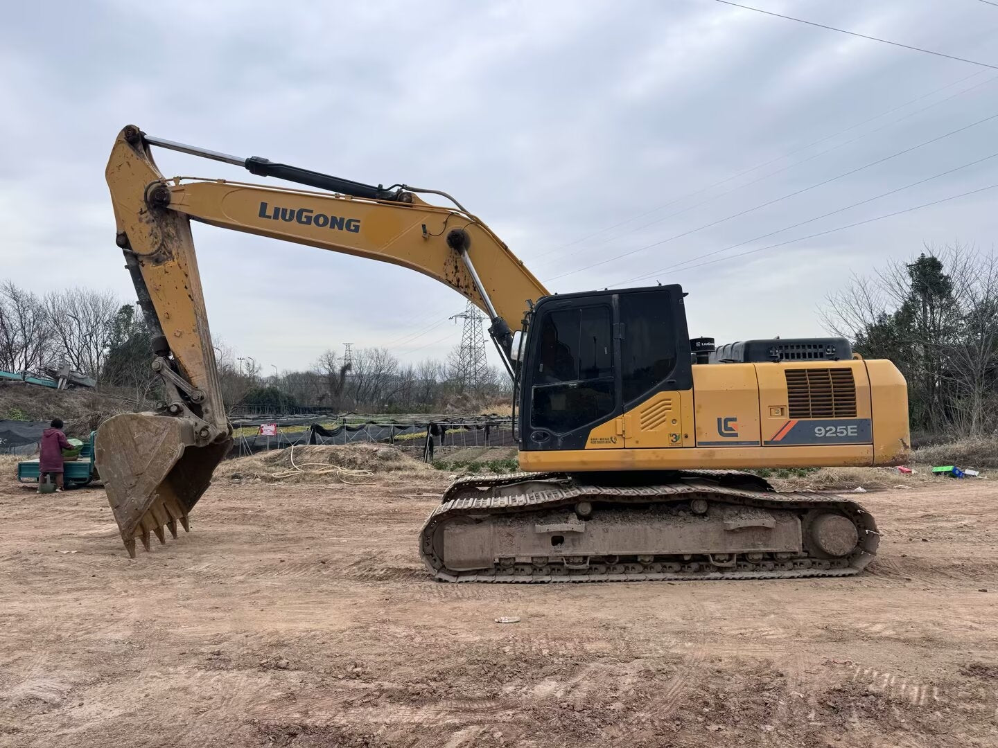 Excavadora CLG925E Liugong