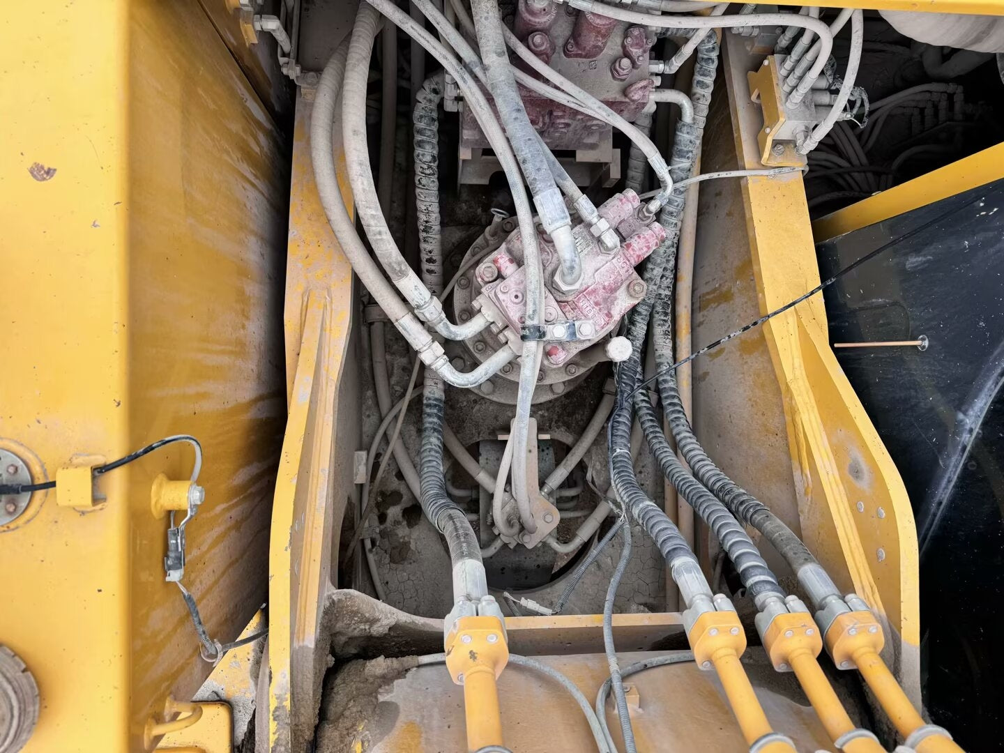 Excavadora CLG925E Liugong