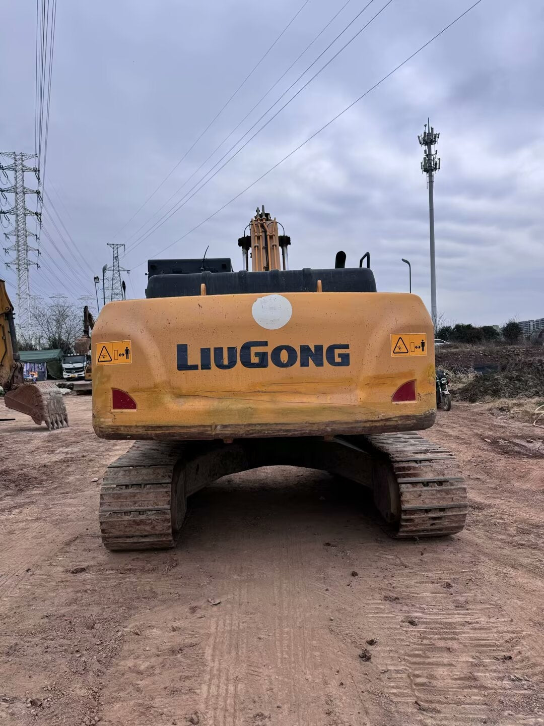 Excavadora CLG925E Liugong