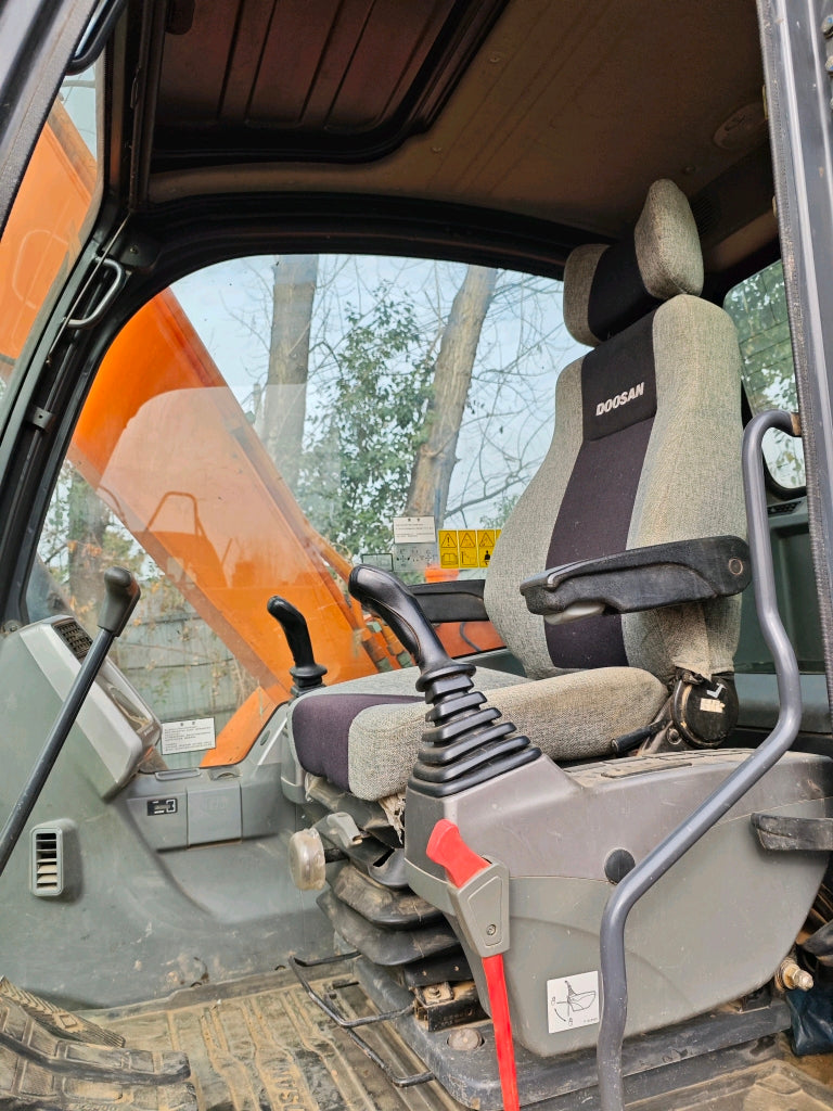 Excavadora DX75-9CN ACE Doosan