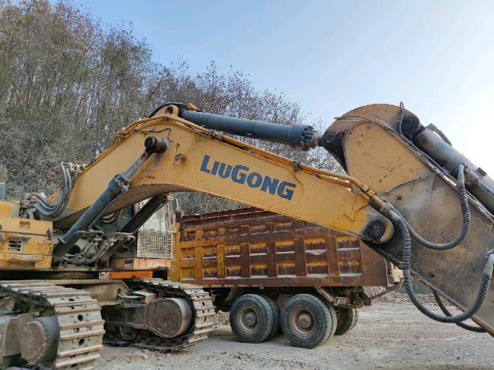 Excavadora CLG970E Liugong
