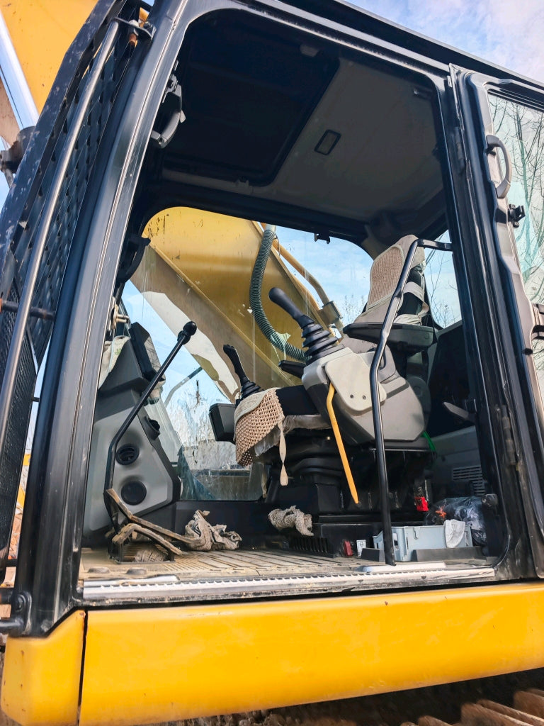 Excavadora 350 Caterpillar
