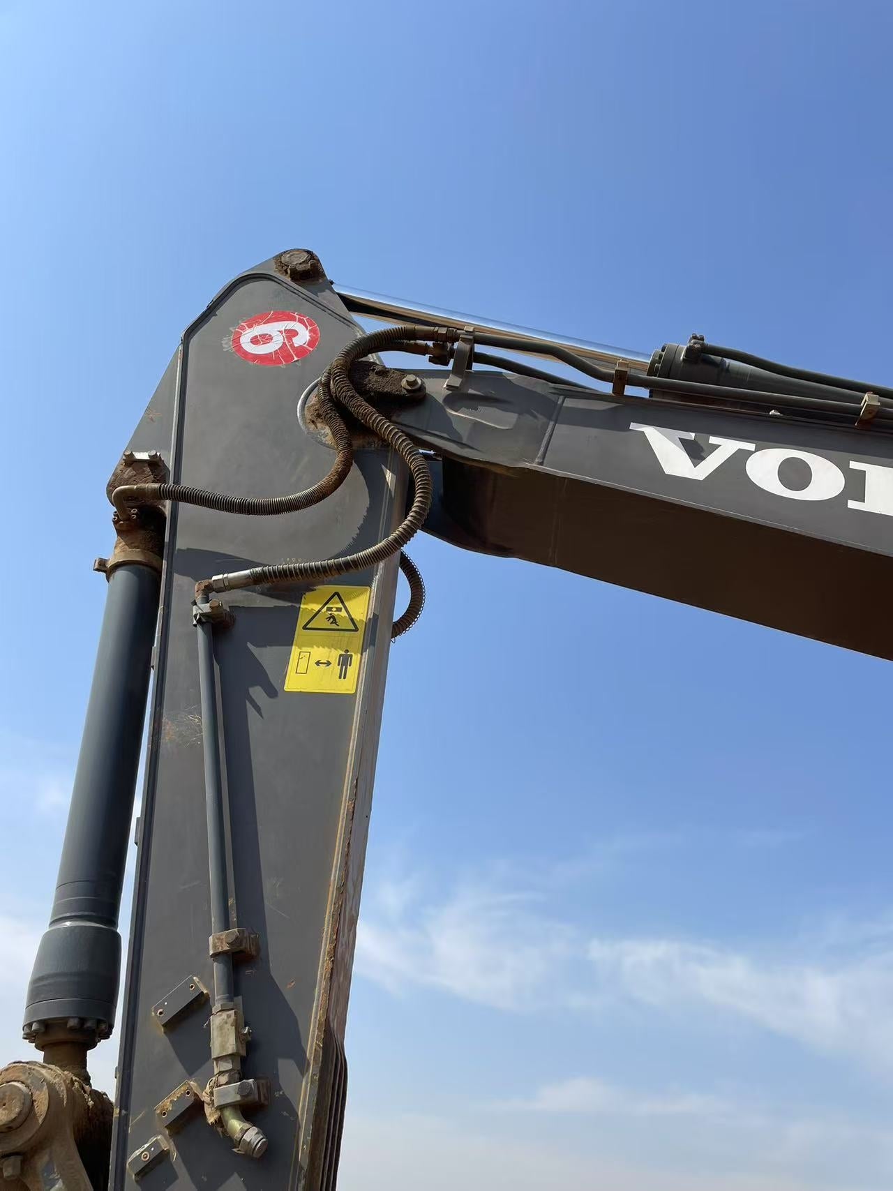 Excavadora EC220D Volvo