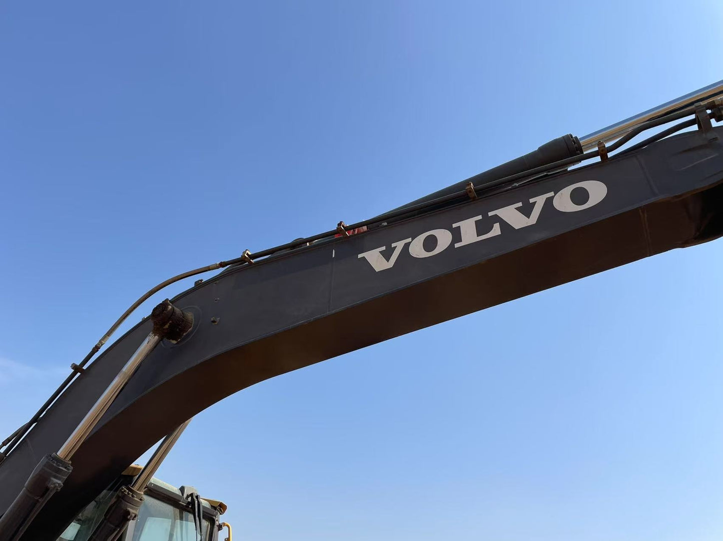 Excavadora EC220D Volvo