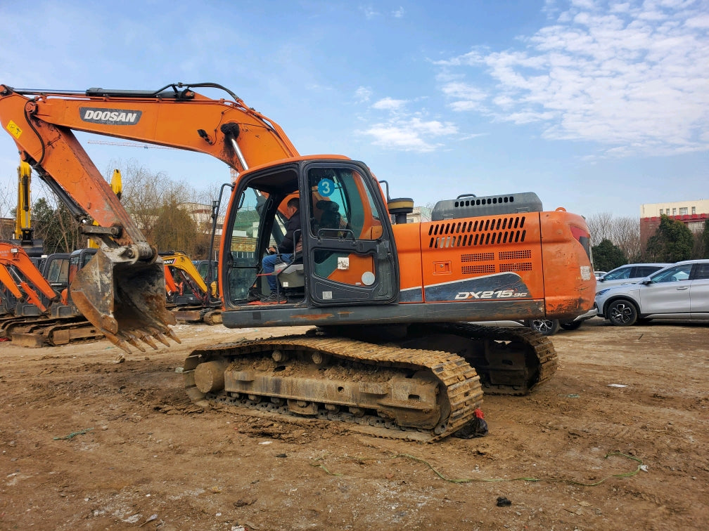 Excavadora DX215-9C Doosan