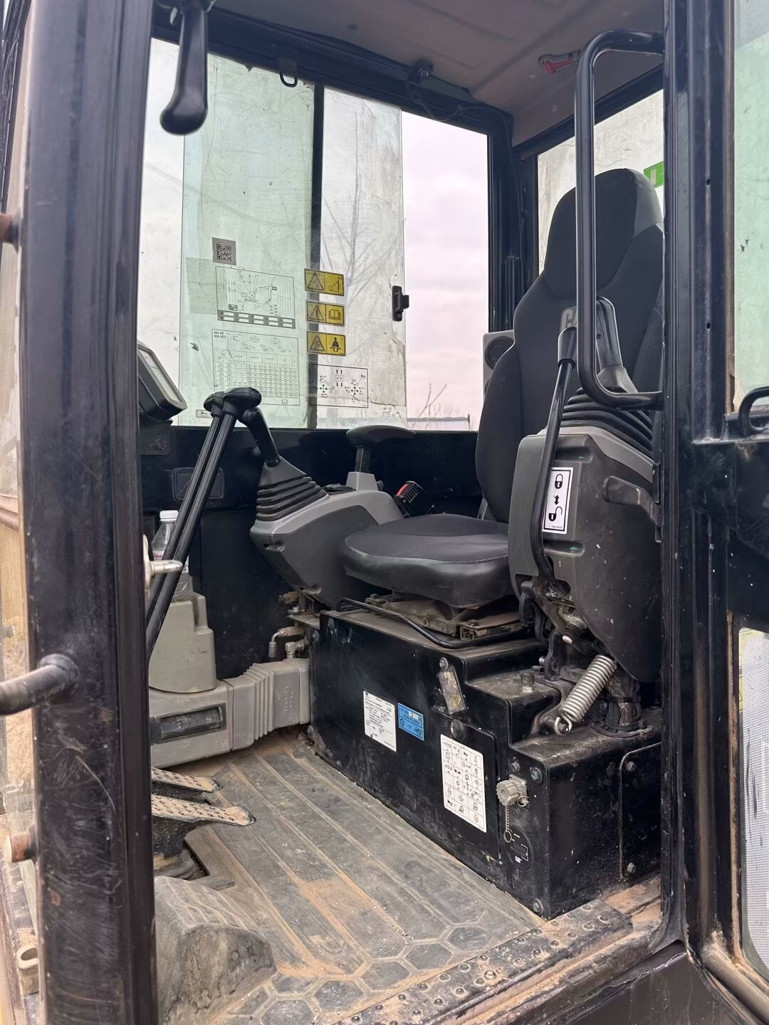 Excavadora 305.5E2 Caterpillar