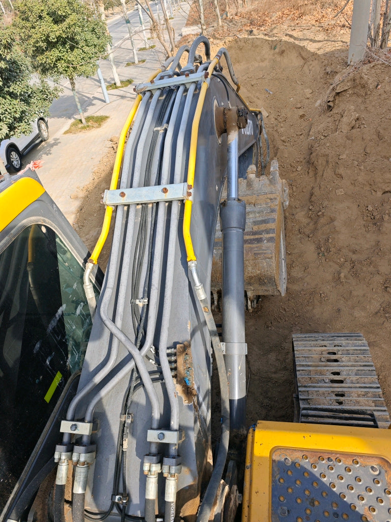 Excavadora EC200D Volvo