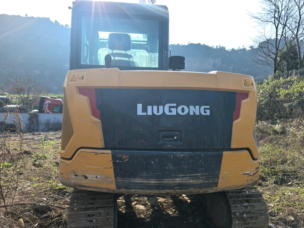 Excavadora CLG906F Liugong