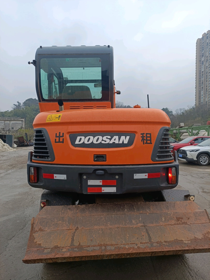 Excavadora DX60W-9CN Doosan