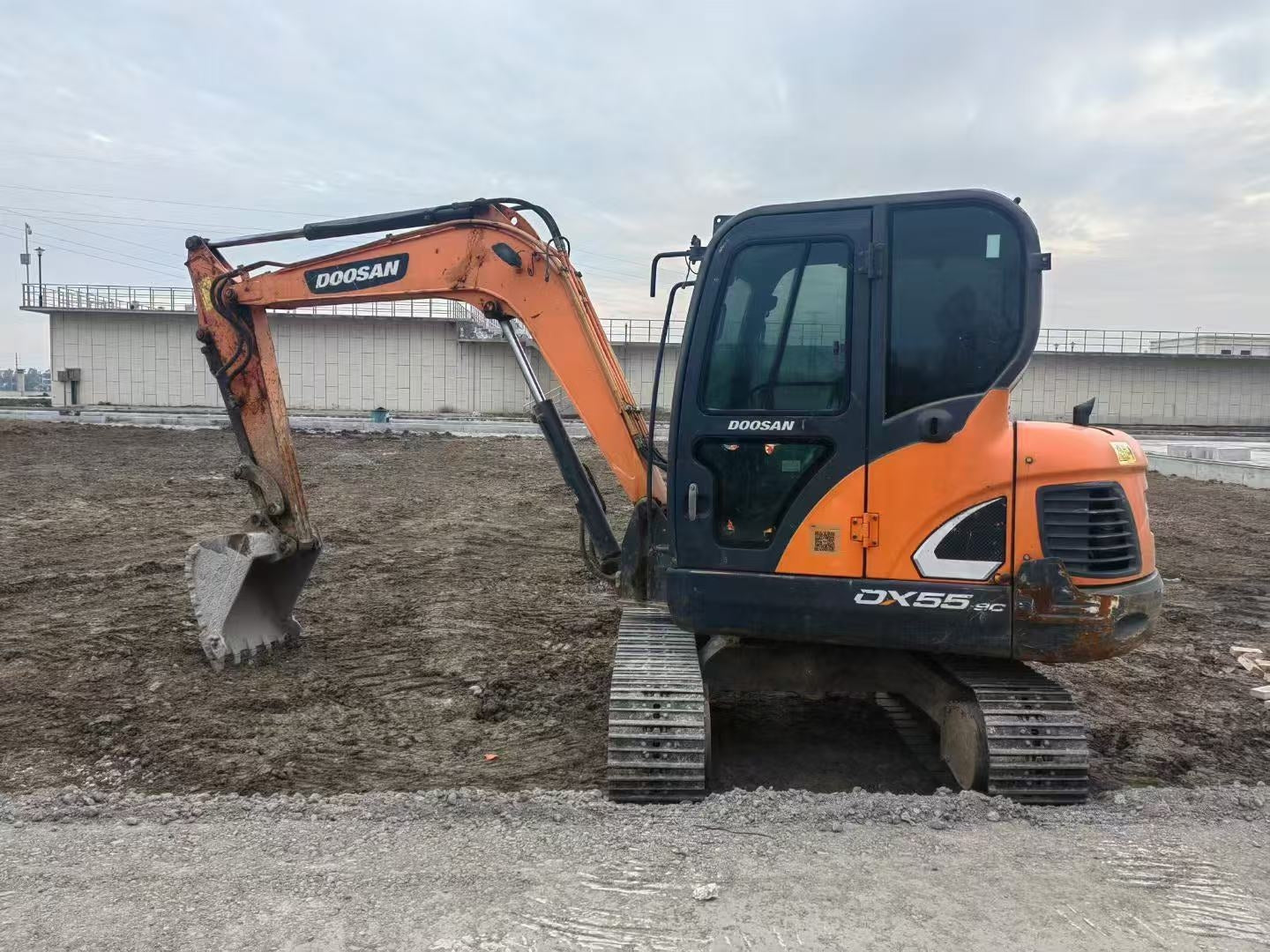Excavadora DX55-9CN Doosan